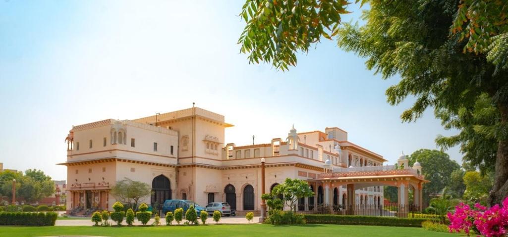 Hotel Basant Vihar Palace Bikaner Eksteriør billede