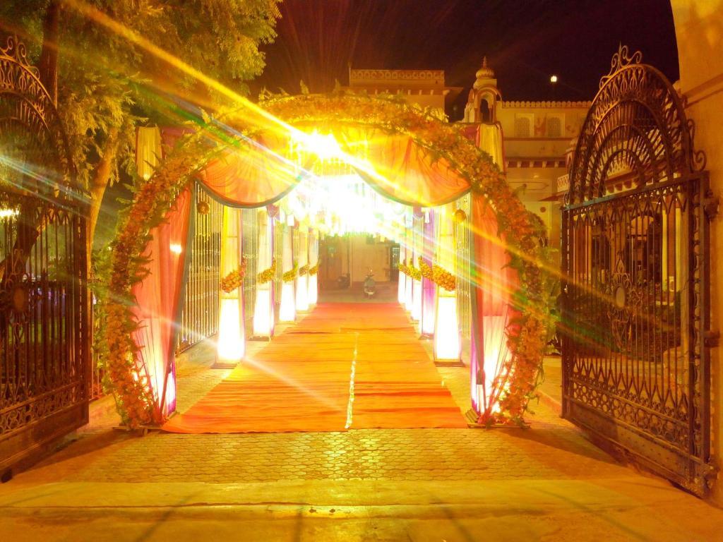 Hotel Basant Vihar Palace Bikaner Eksteriør billede